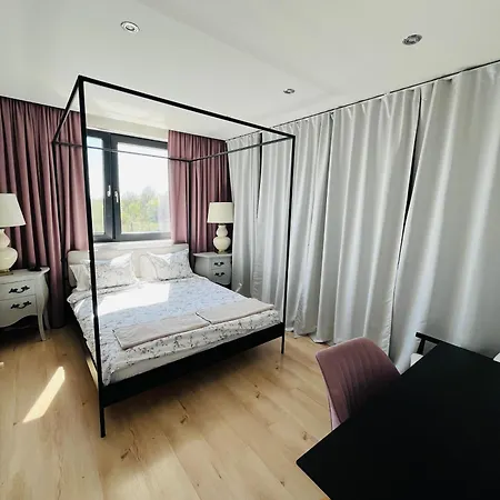 House In With Swimming Pool, Bratislava Вилла